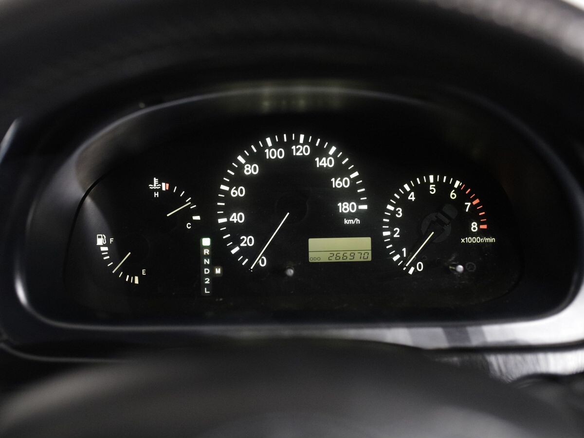Toyota Harrier 2001 - фото автомобиля