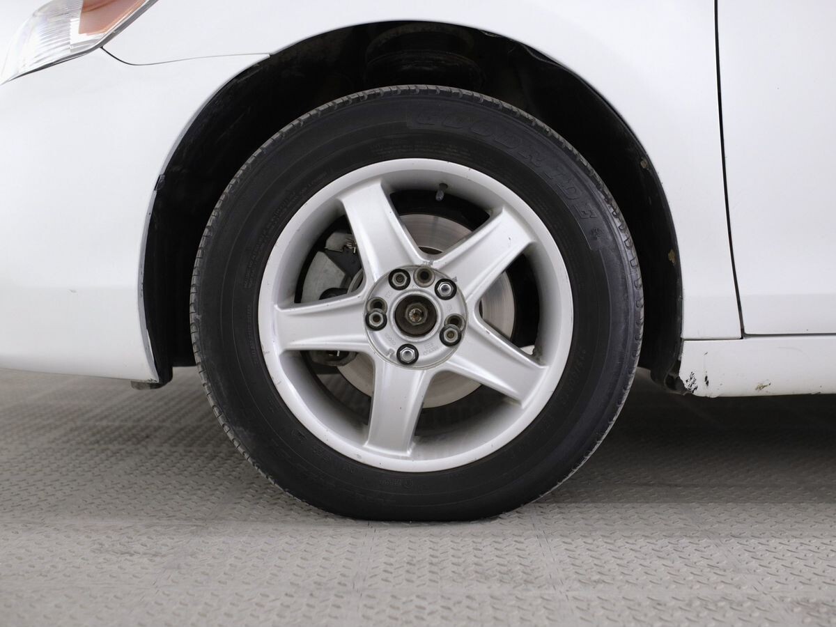 Toyota Camry 2010 - фото автомобиля