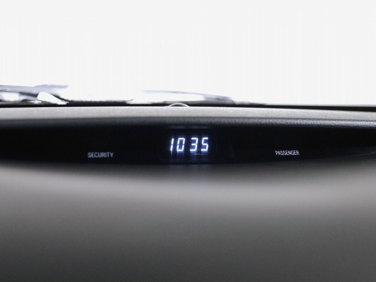 Toyota Camry 2010 - фото автомобиля