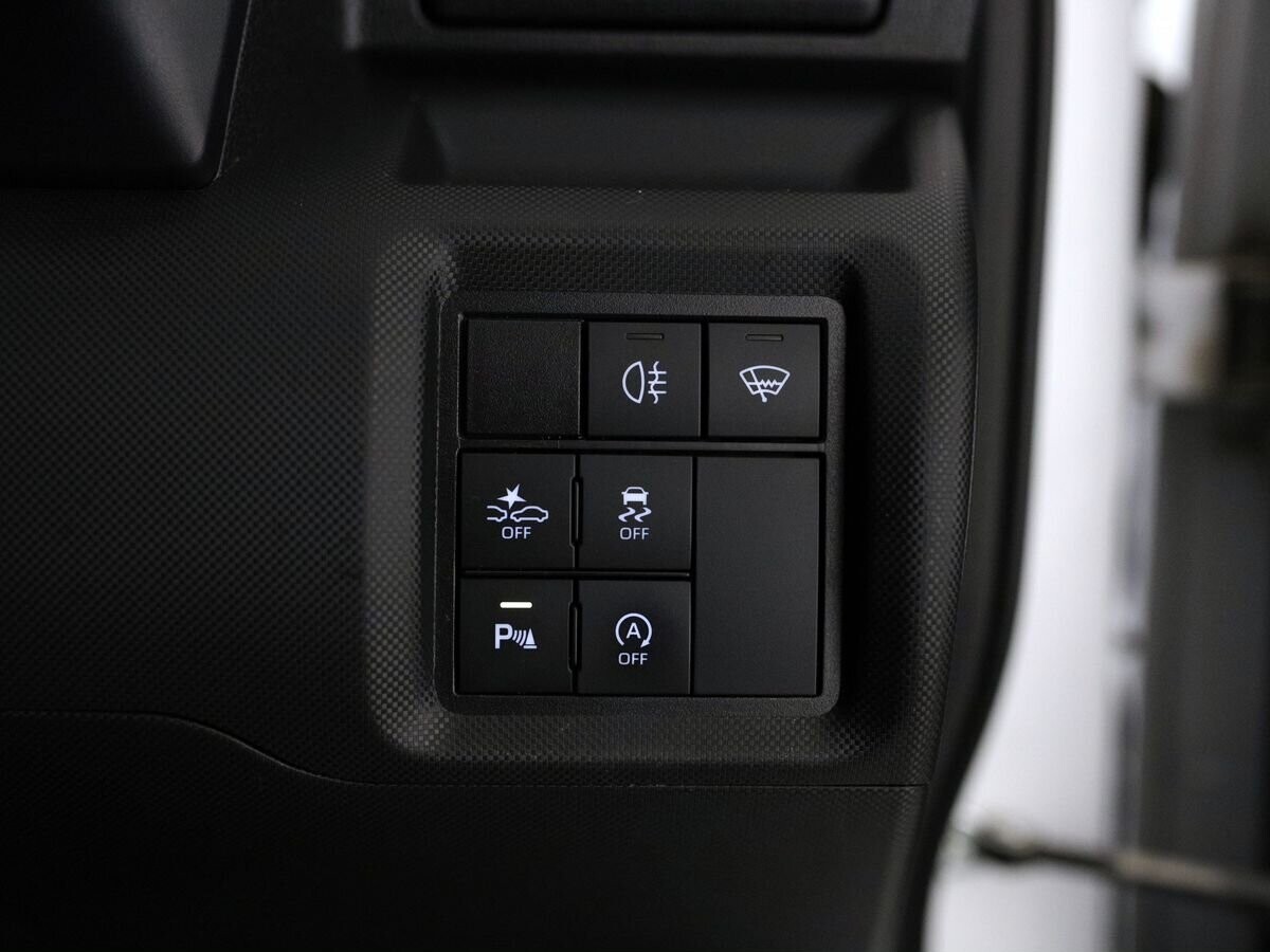 Toyota Raize 2020 - фото автомобиля