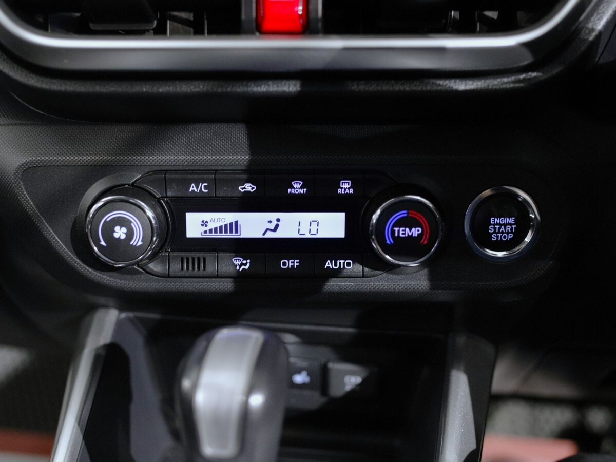 Toyota Raize 2020 - фото автомобиля
