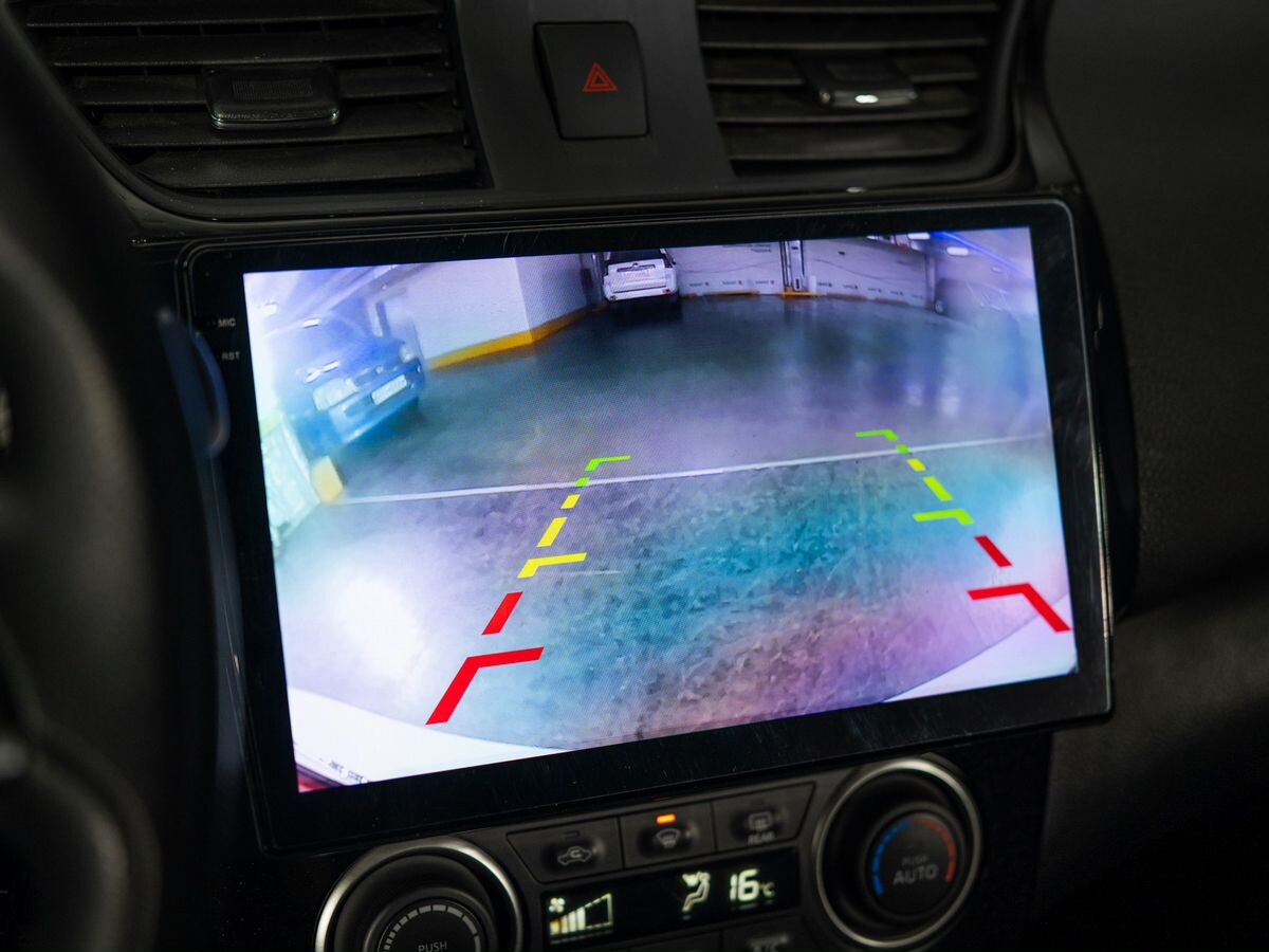 Nissan Sylphy 2019 - фото автомобиля