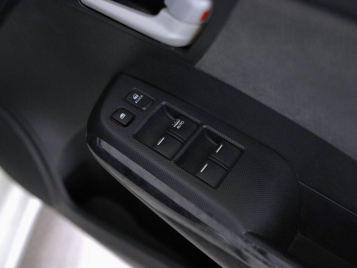 Honda Insight 2012 - фото автомобиля