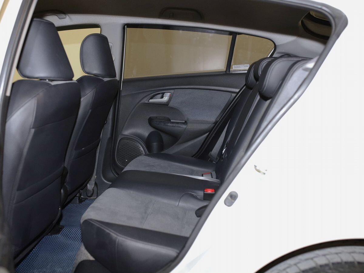 Honda Insight 2012 - фото автомобиля