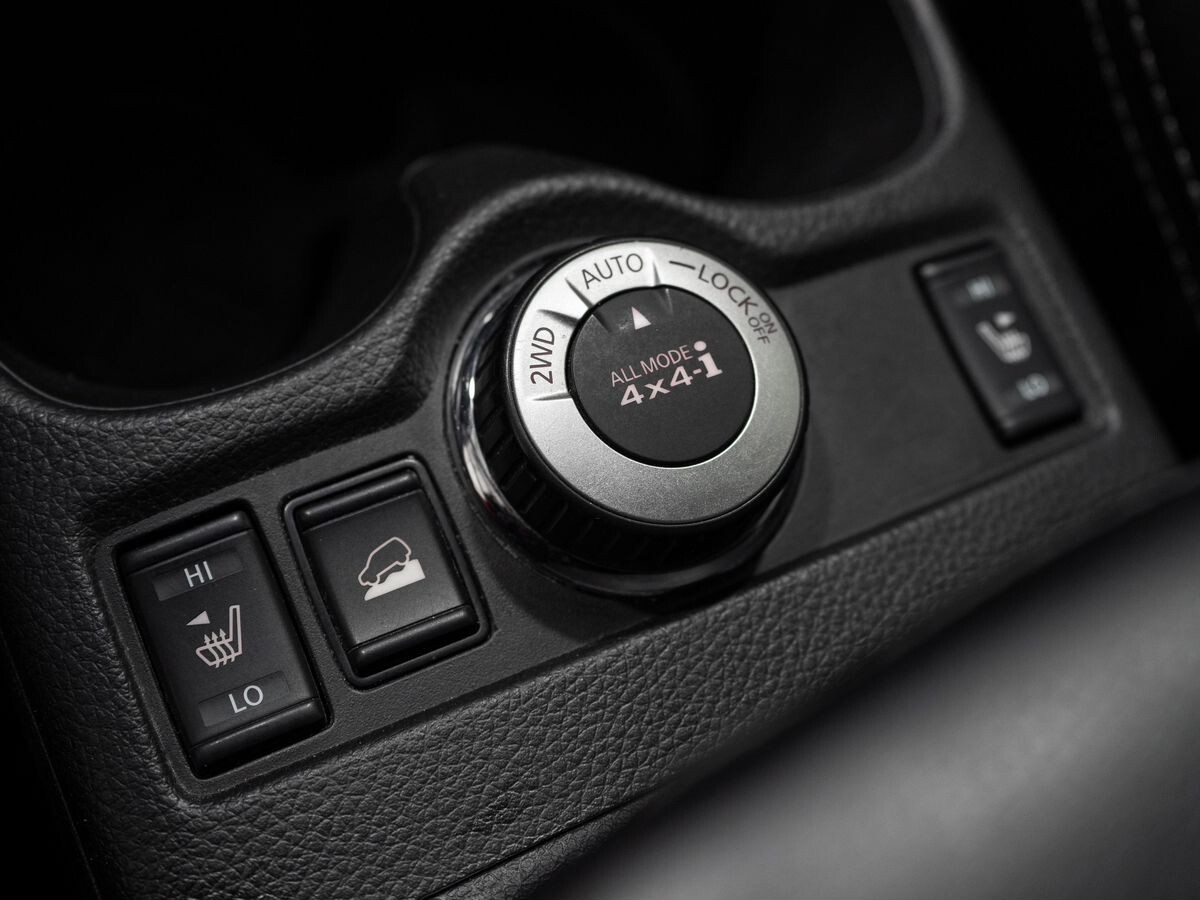 Nissan X-Trail 2019 - фото автомобиля