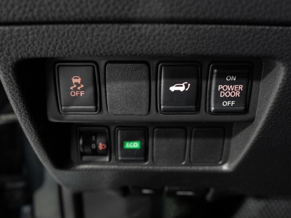 Nissan X-Trail 2019 - фото автомобиля