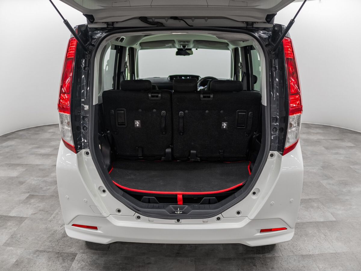 Toyota Roomy 2020 - фото автомобиля