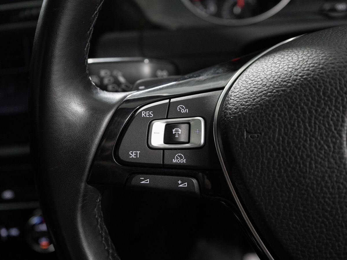 Volkswagen Golf 2014 - фото автомобиля