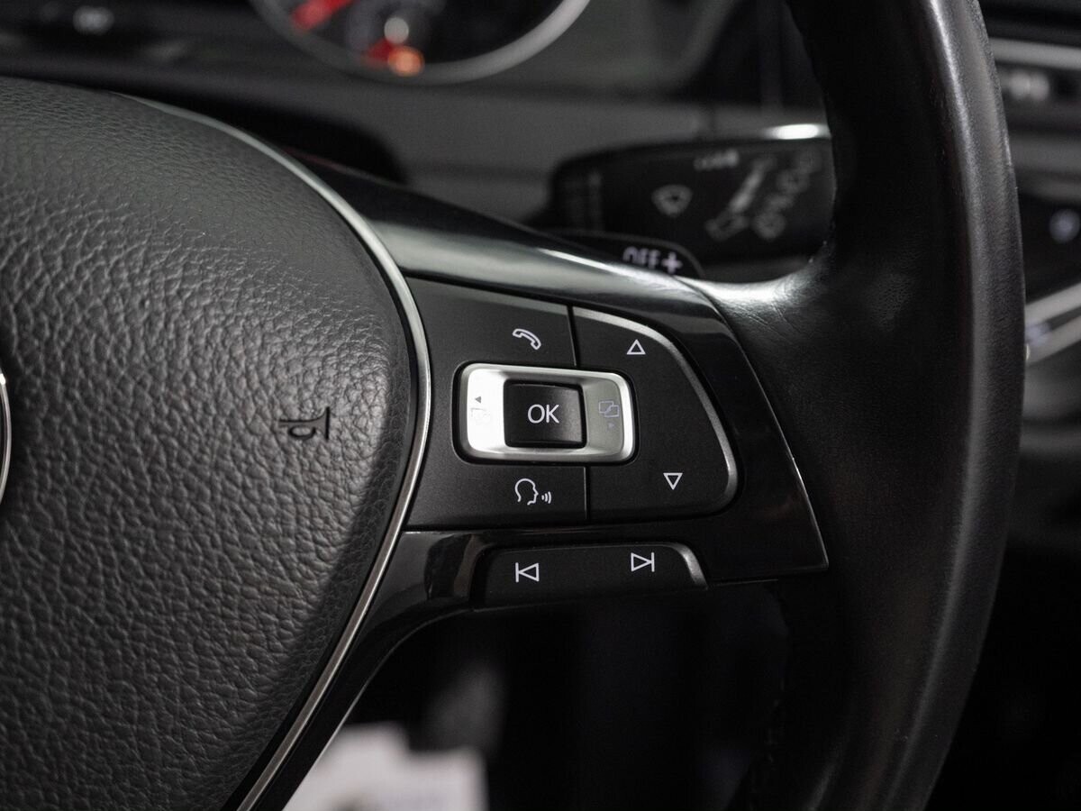 Volkswagen Golf 2014 - фото автомобиля