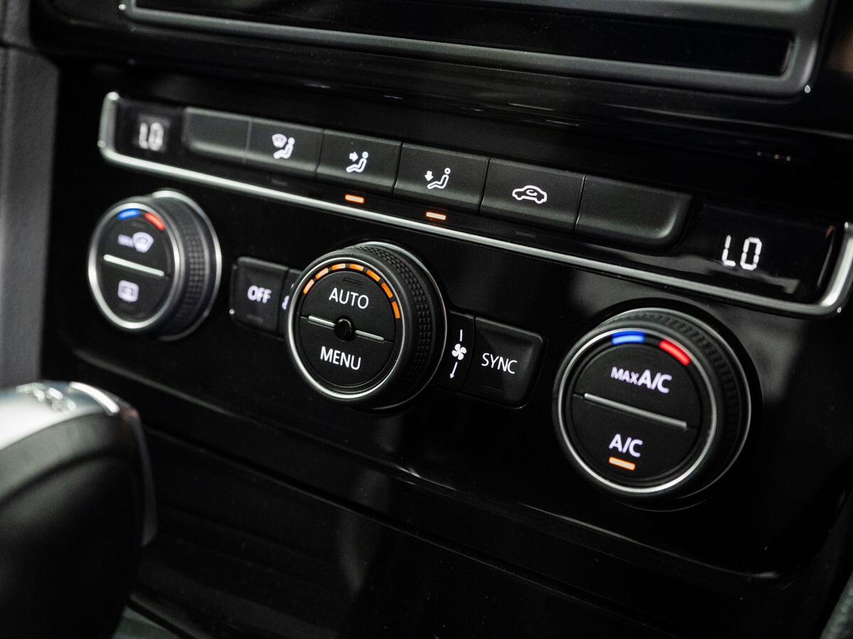 Volkswagen Golf 2014 - фото автомобиля