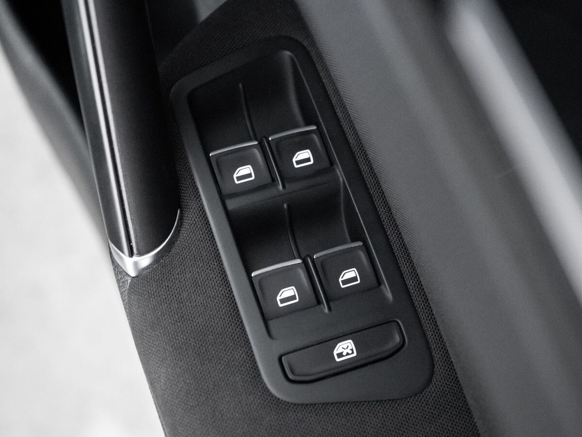 Volkswagen Golf 2014 - фото автомобиля