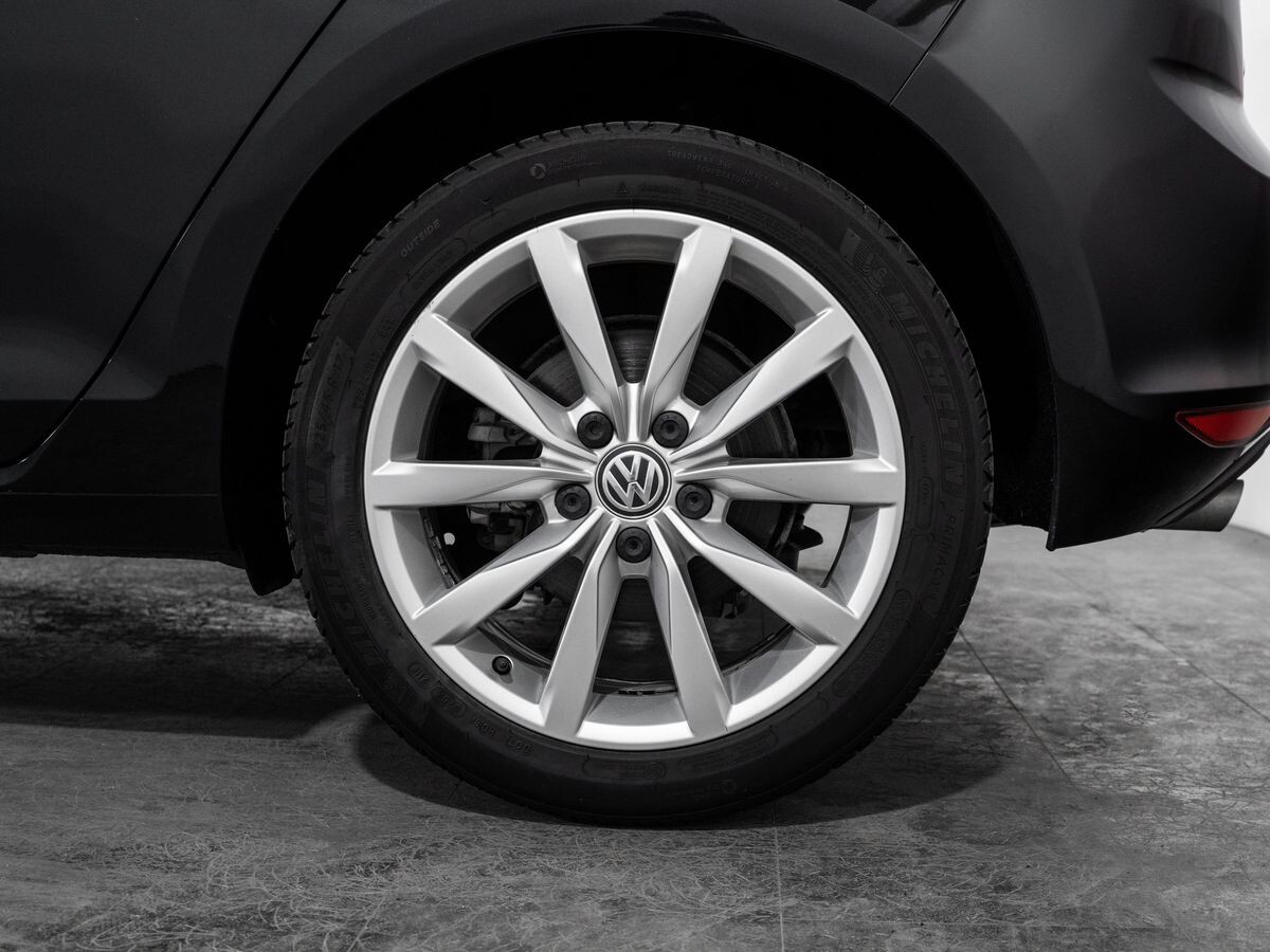 Volkswagen Golf 2014 - фото автомобиля