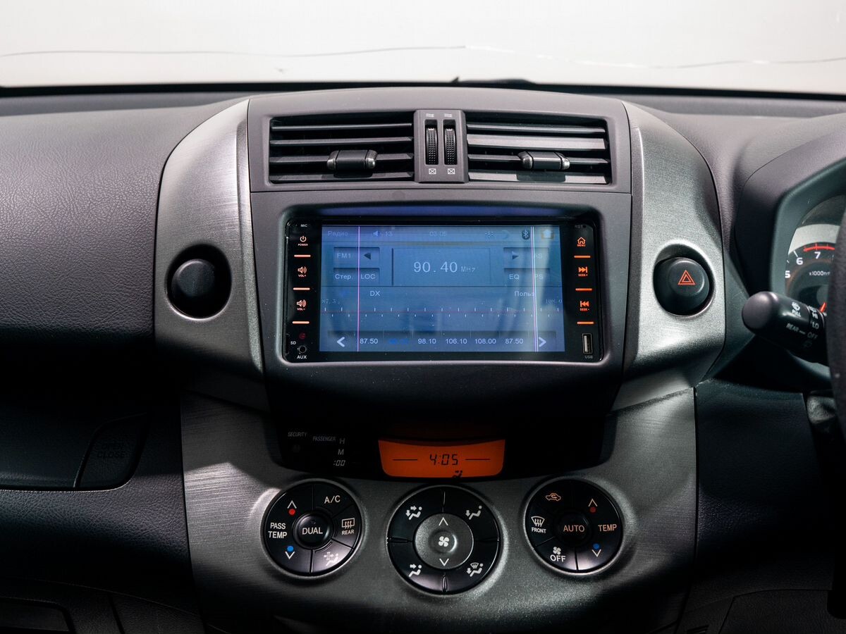 Toyota RAV4 2008 - фото автомобиля