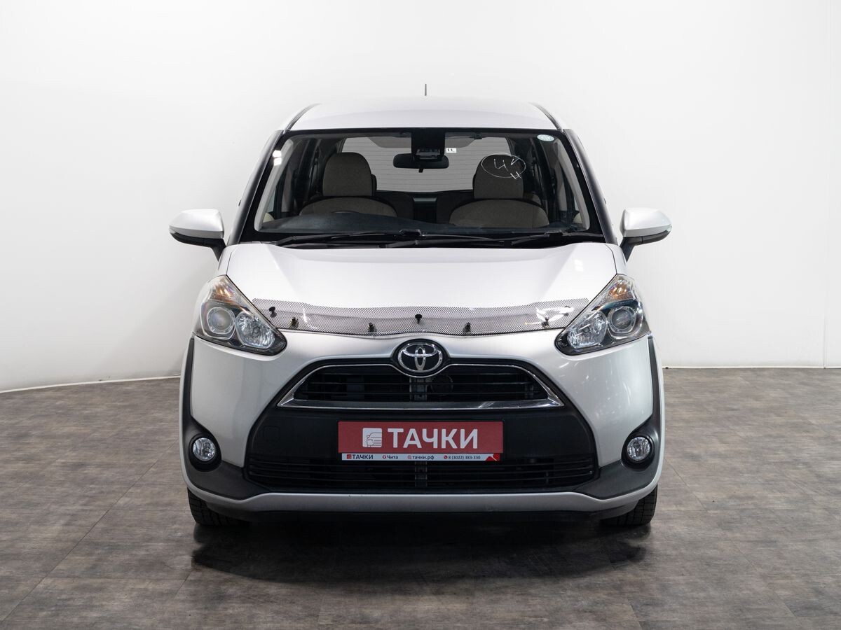 Toyota Sienta 2017 - фото автомобиля