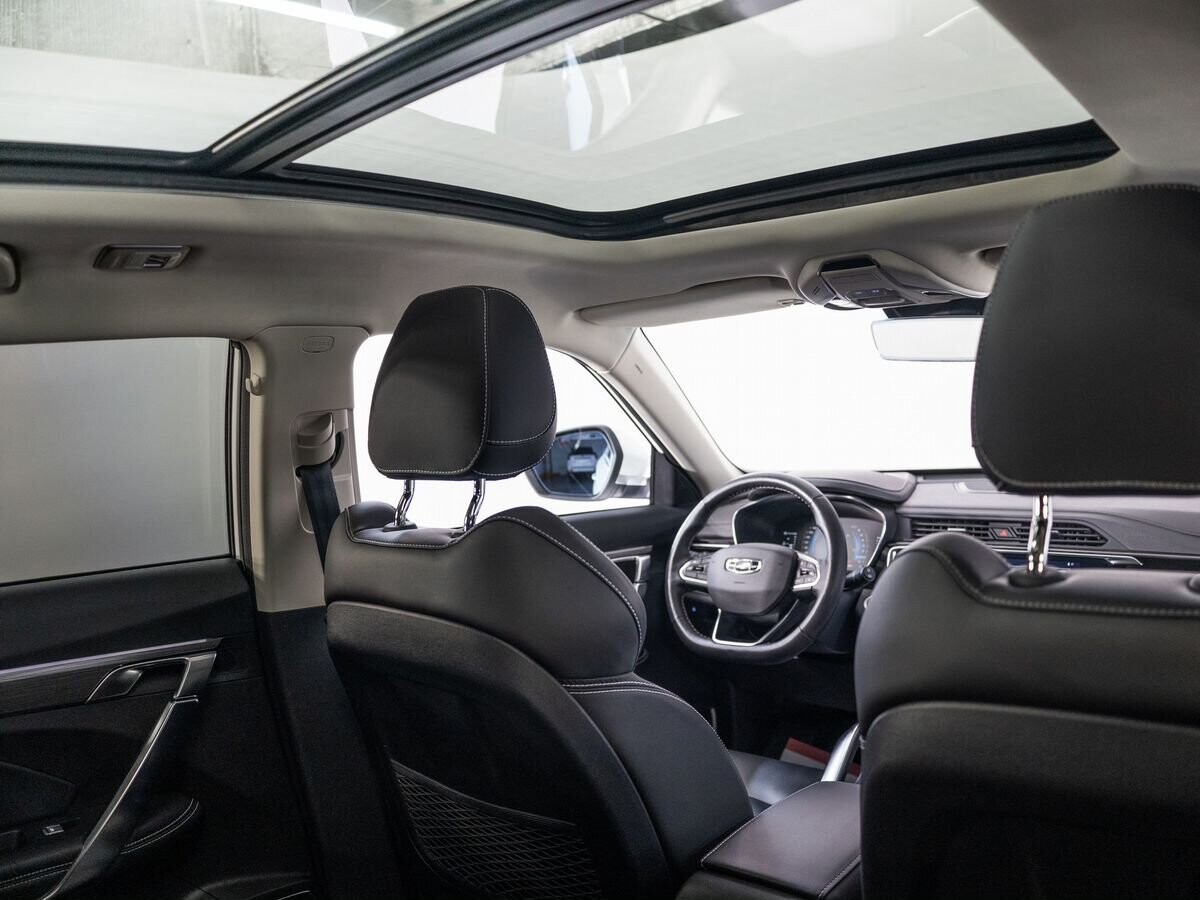 Geely Atlas Pro 2022 - фото автомобиля