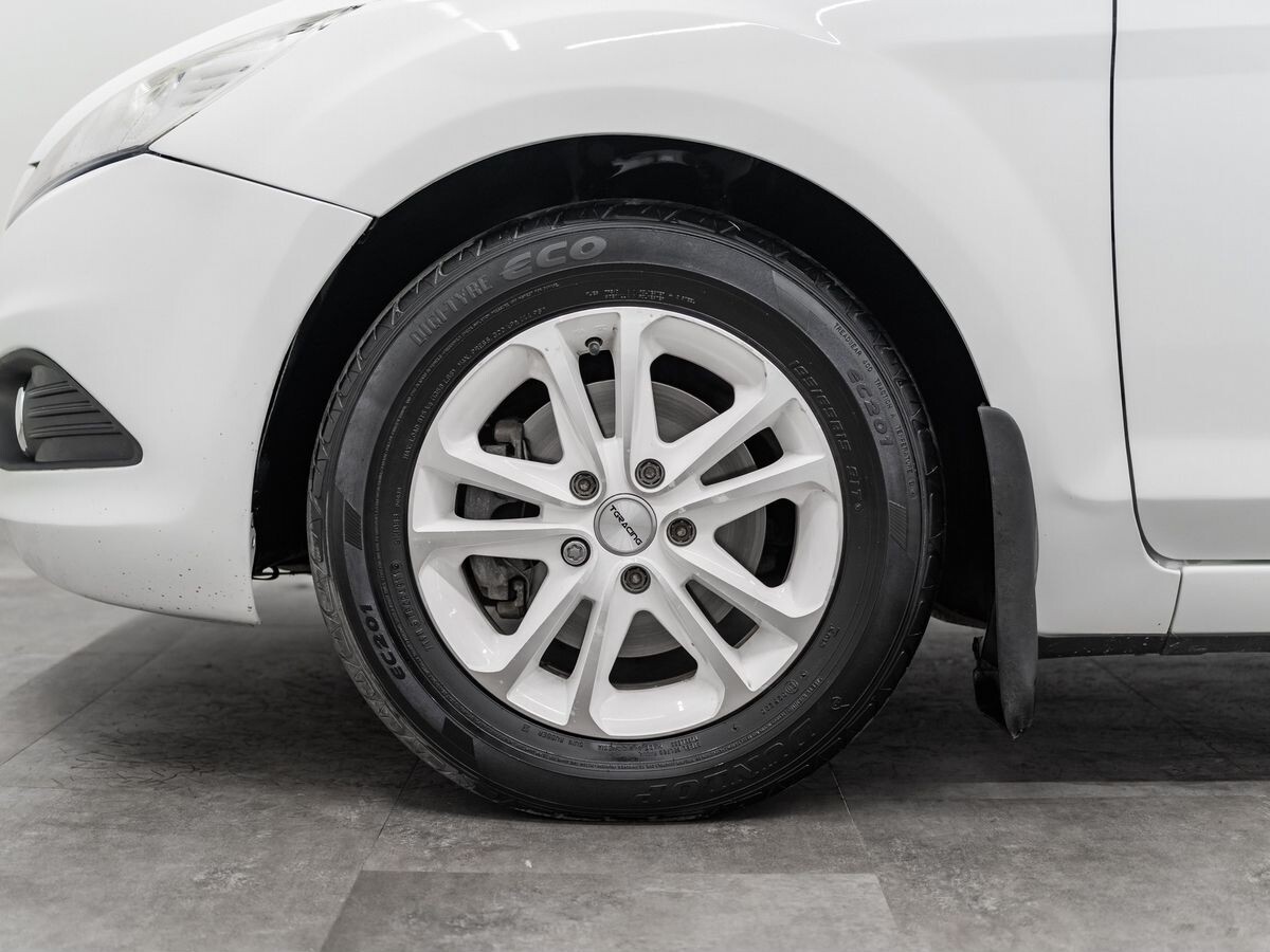 Ford Focus 2010 - фото автомобиля