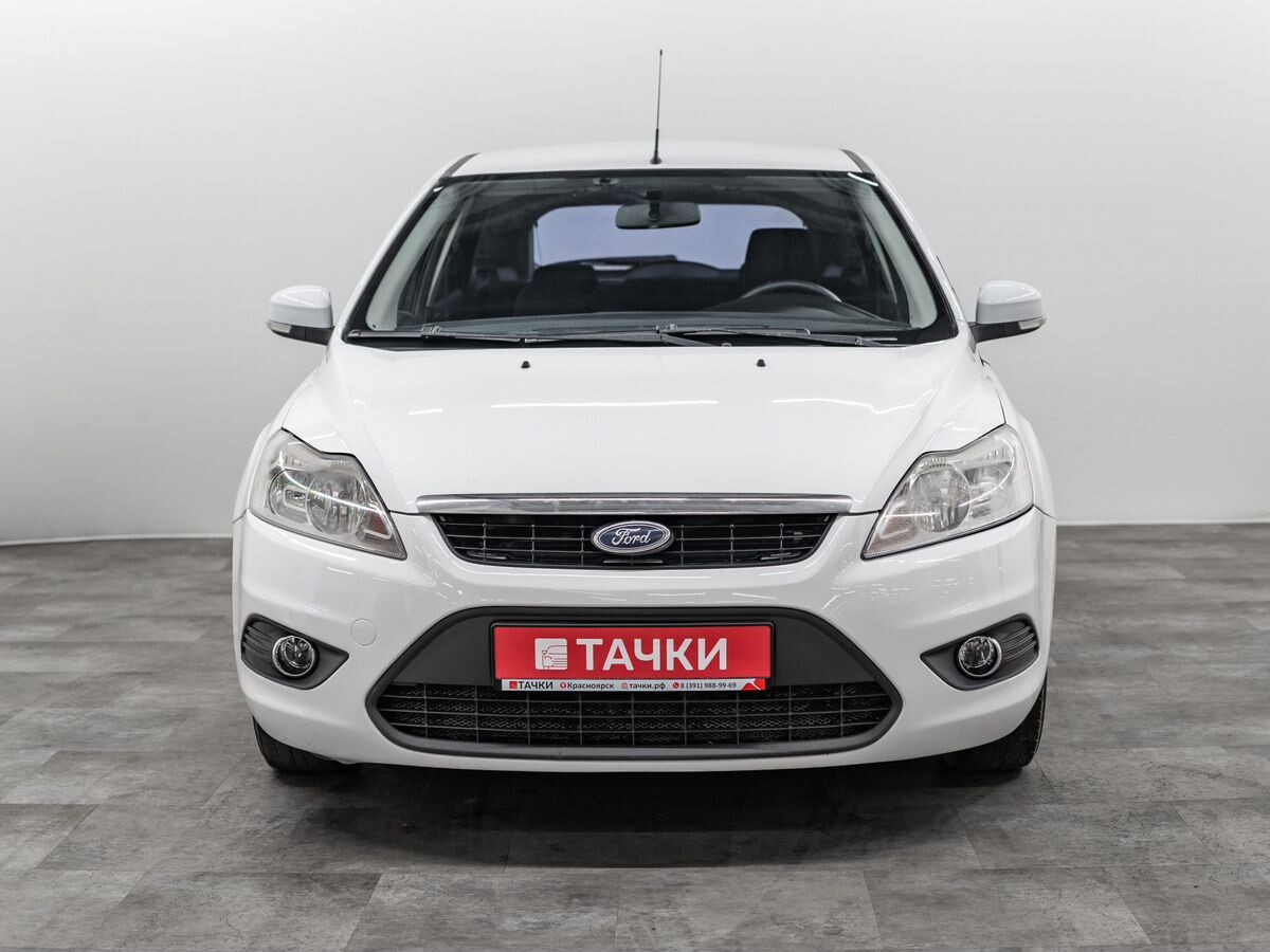 Ford Focus 2010 - фото автомобиля