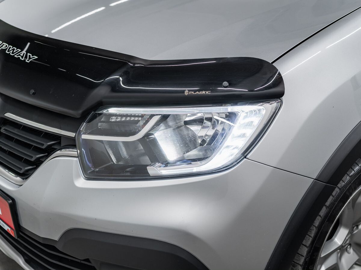 Renault Sandero Stepway 2021 - фото автомобиля