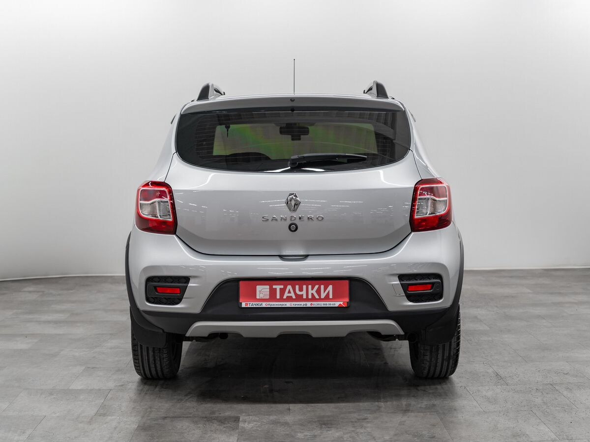 Renault Sandero Stepway 2021 - фото автомобиля
