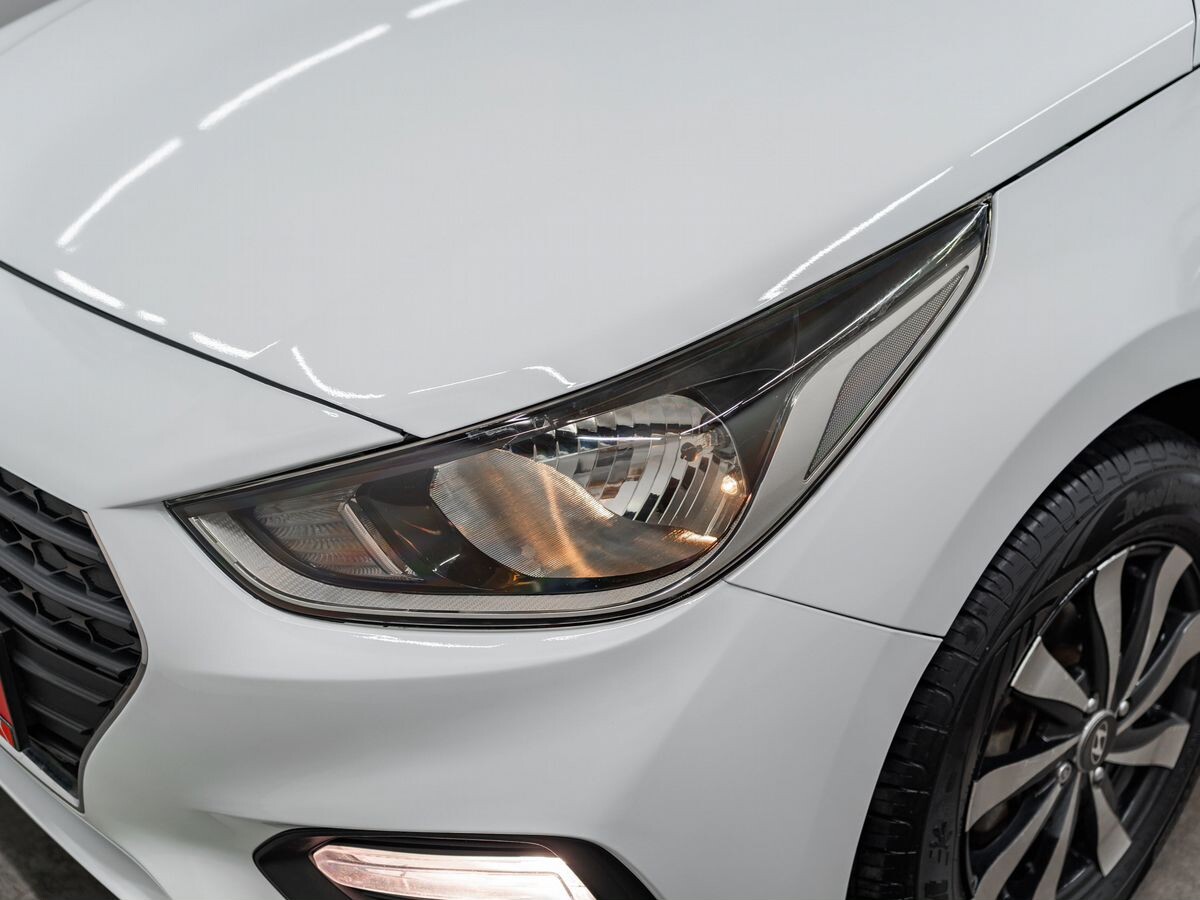 Hyundai Solaris 2019 - фото автомобиля