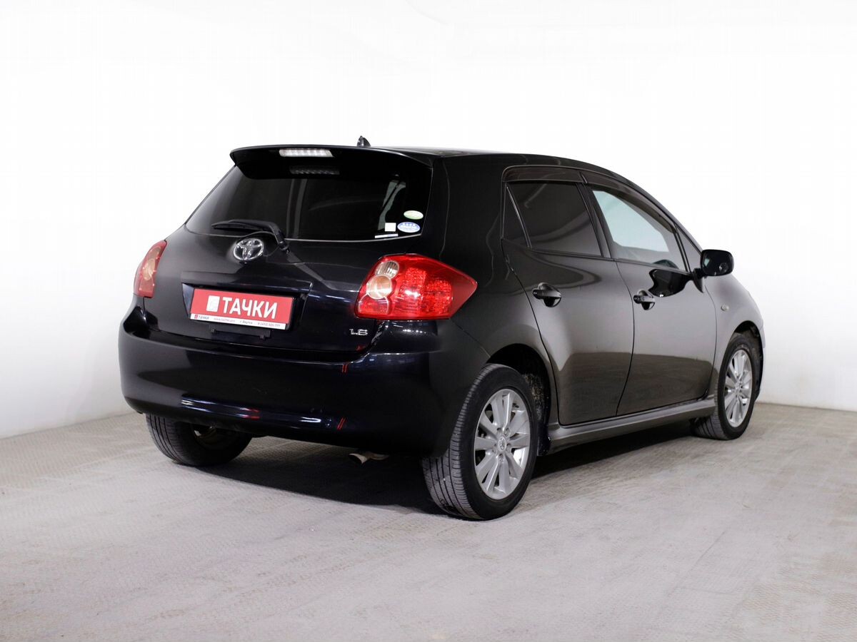 Toyota Auris 2008 - фото автомобиля