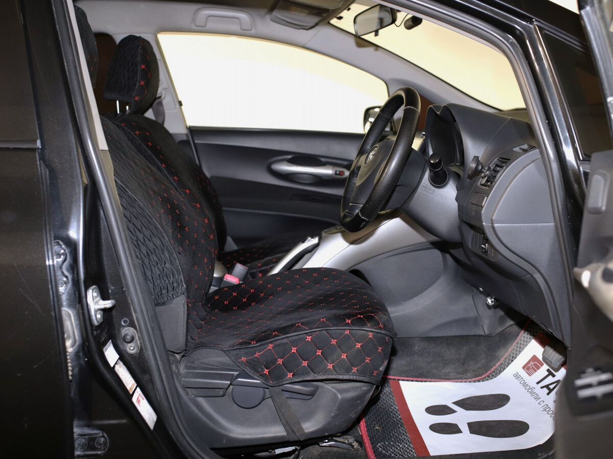 Toyota Auris 2008 - фото автомобиля