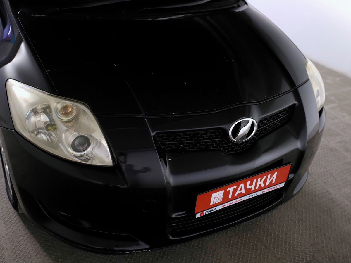 Toyota Auris 2008 - фото автомобиля