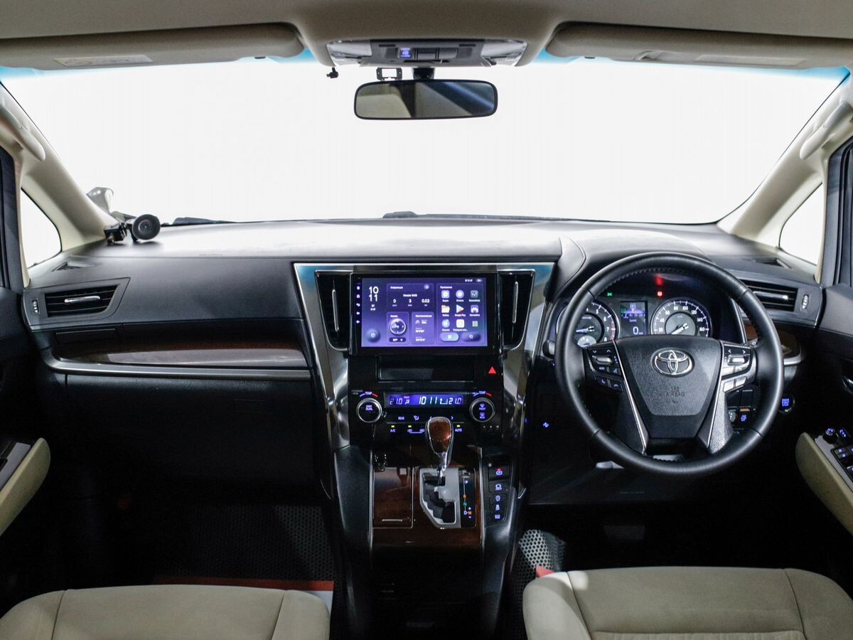 Toyota Vellfire 2016 - фото автомобиля