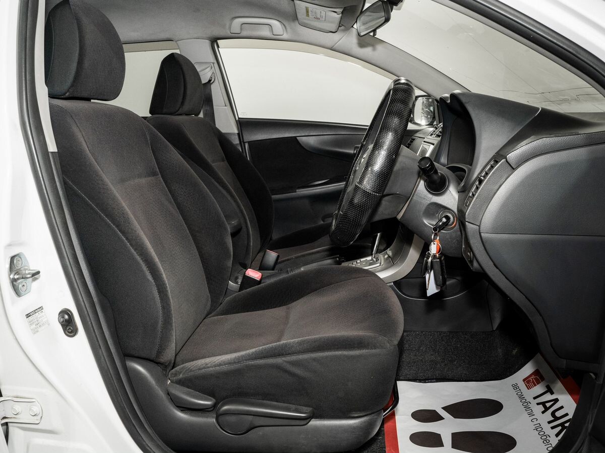 Toyota Corolla Fielder 2010 - фото автомобиля