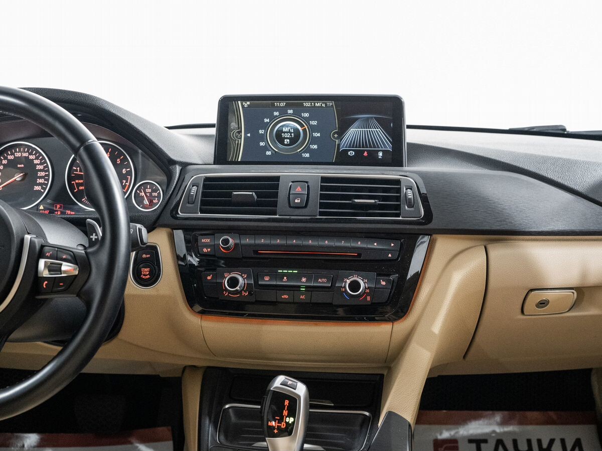 BMW 3-Series 2013 - фото автомобиля