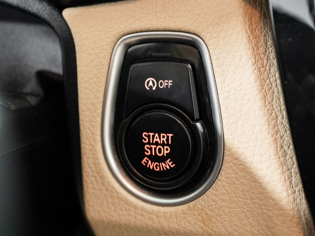 BMW 3-Series 2013 - фото автомобиля