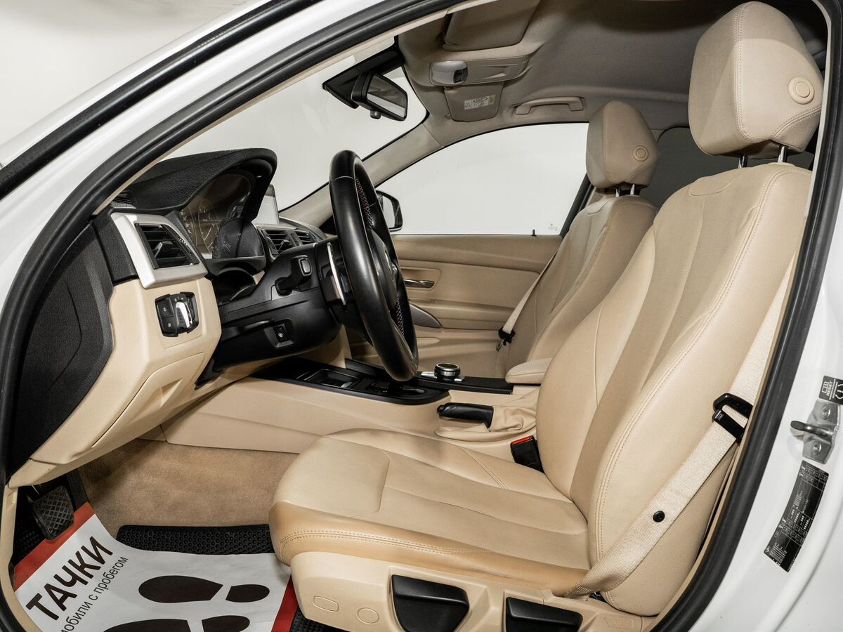 BMW 3-Series 2013 - фото автомобиля