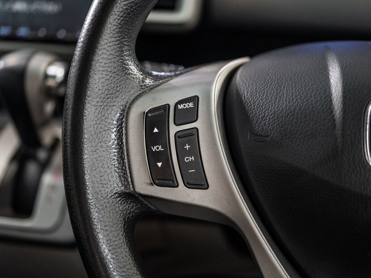 Honda Freed 2013 - фото автомобиля