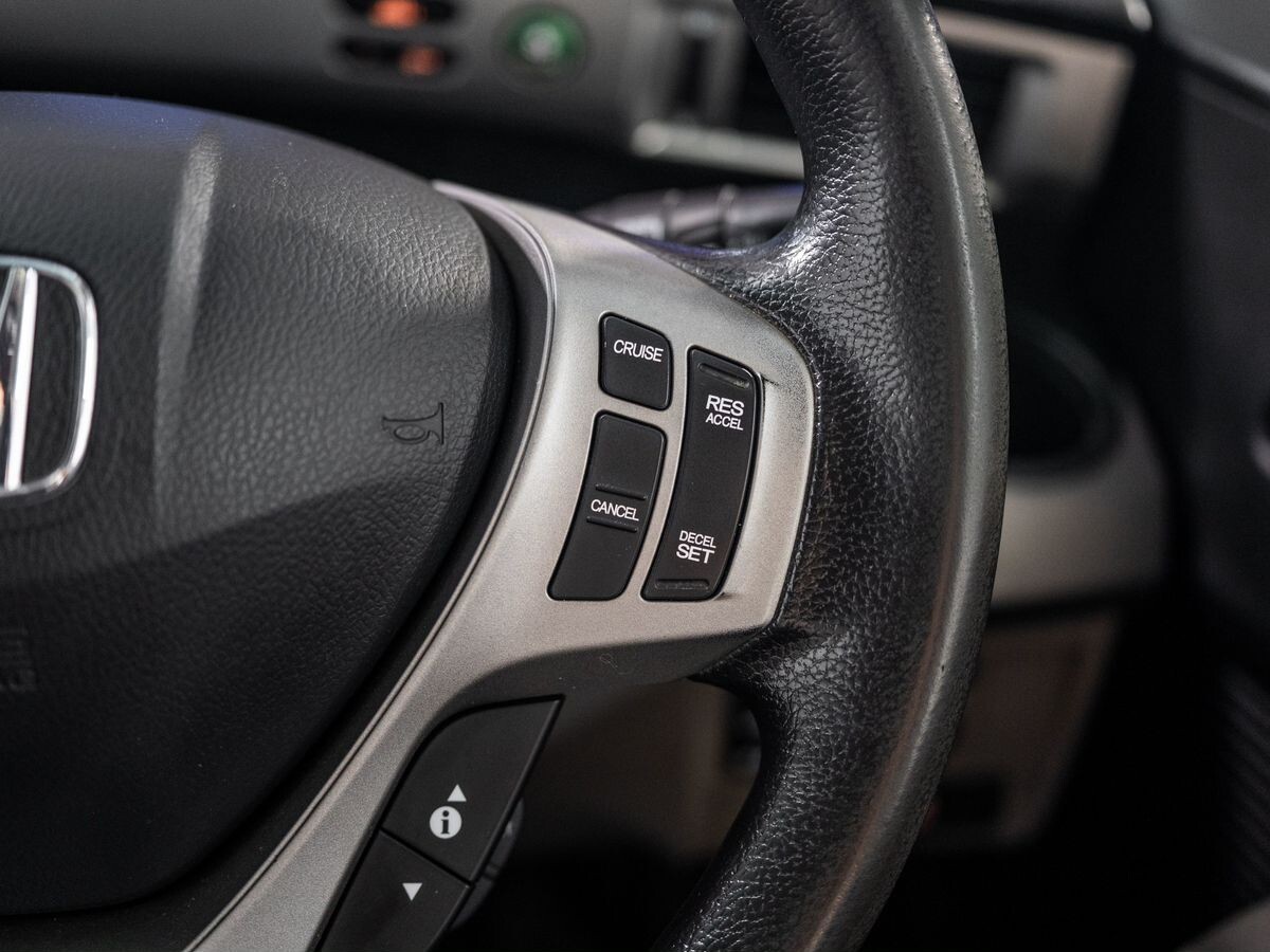 Honda Freed 2013 - фото автомобиля