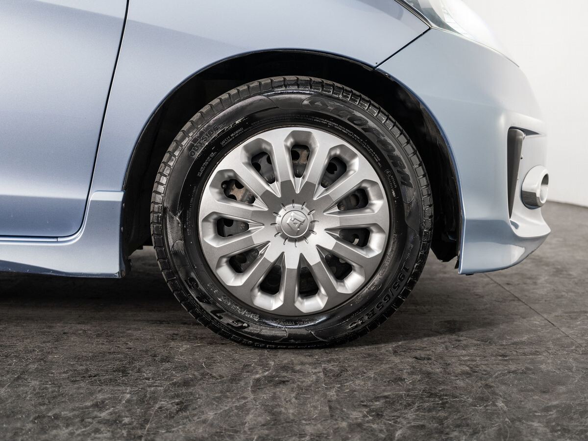 Honda Freed 2013 - фото автомобиля