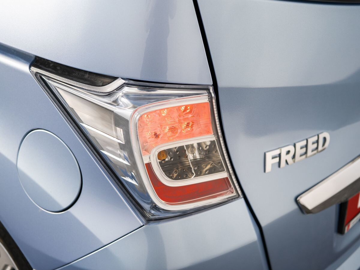 Honda Freed 2013 - фото автомобиля