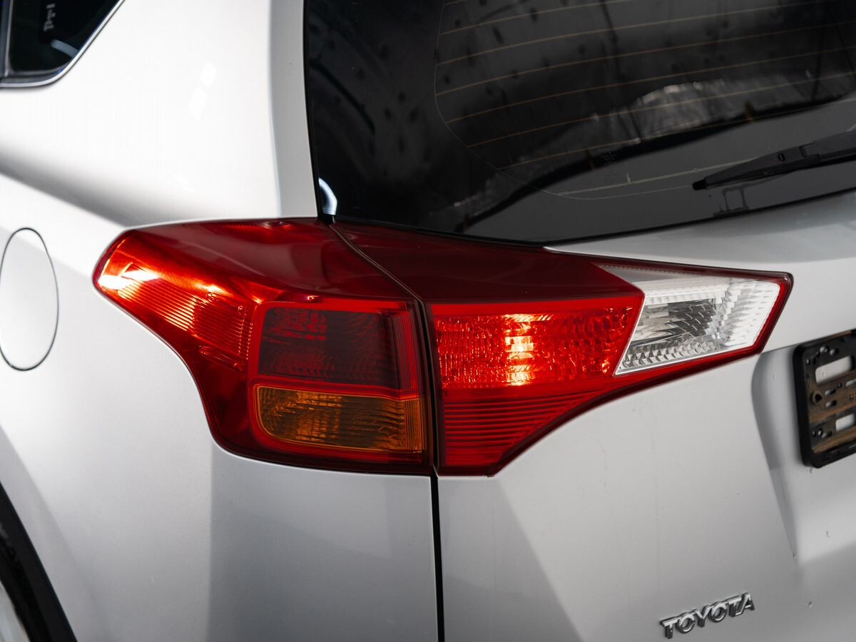 Toyota RAV4 2014 - фото автомобиля