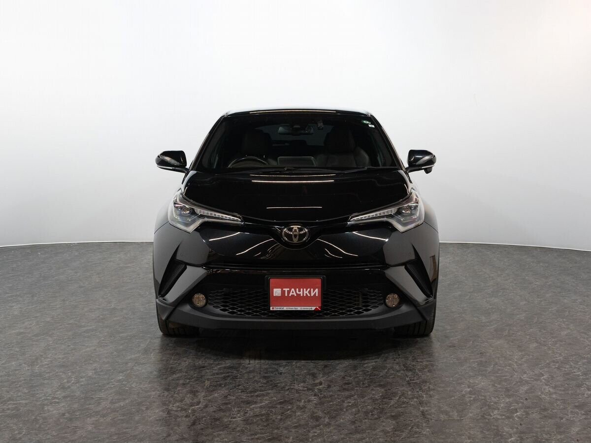 Toyota C-HR 2017 - фото автомобиля