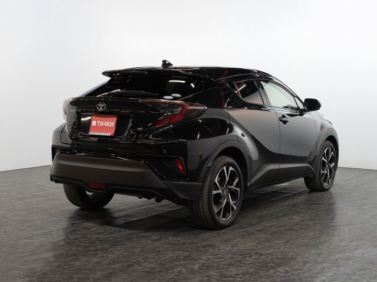 Toyota C-HR 2017 - фото автомобиля