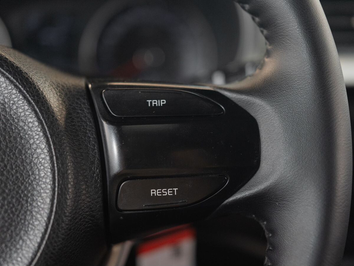 Kia Rio 2020 - фото автомобиля