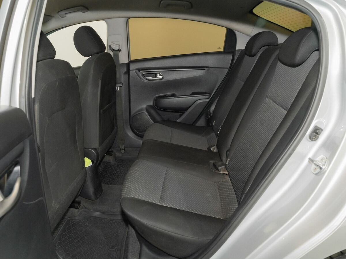 Kia Rio 2020 - фото автомобиля