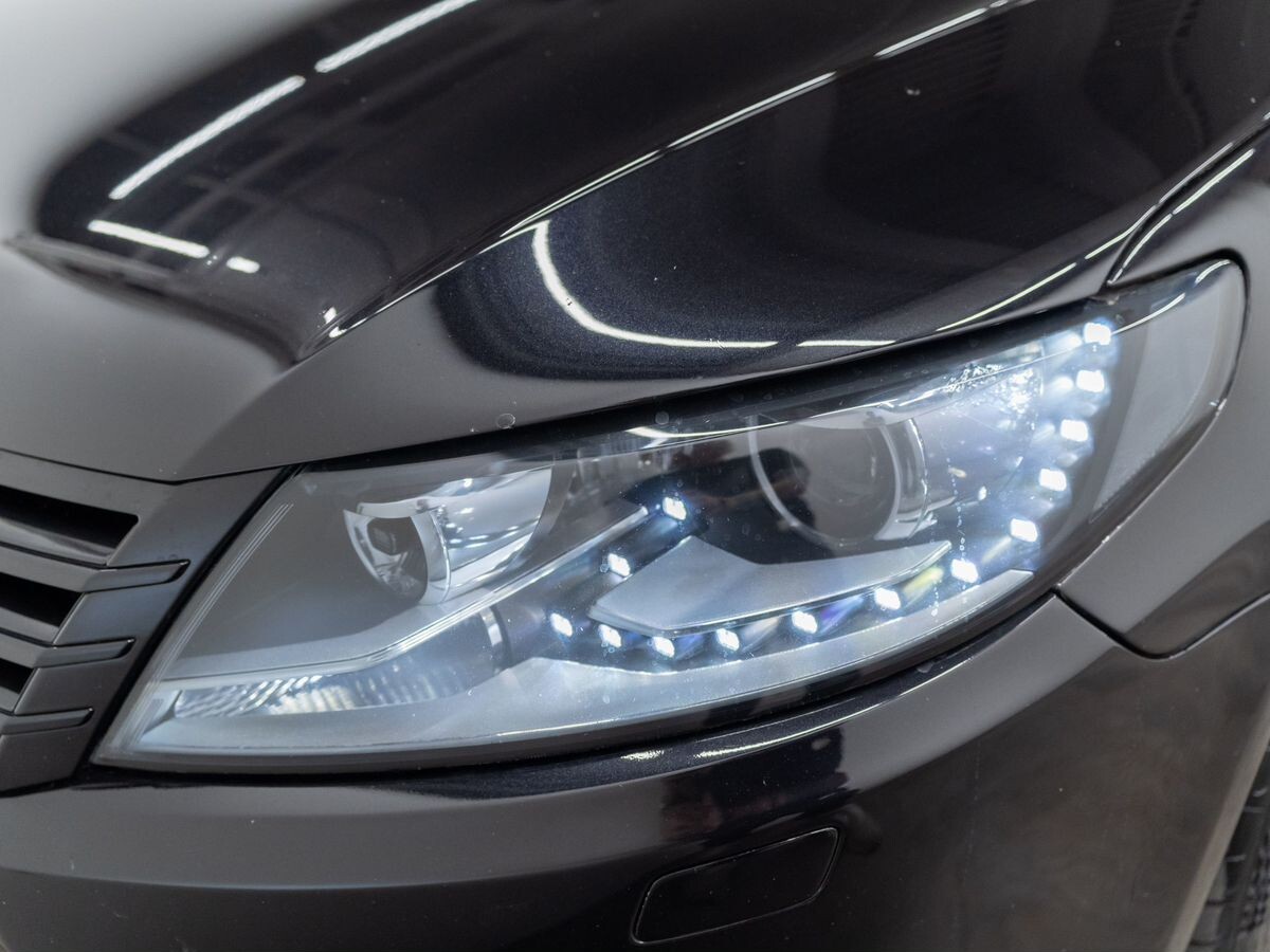 Volkswagen Passat CC 2012 - фото автомобиля