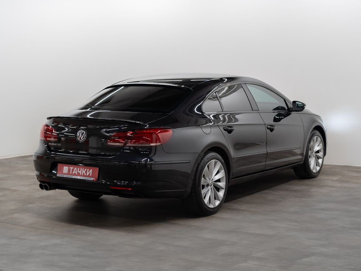 Volkswagen Passat CC 2012 - фото автомобиля