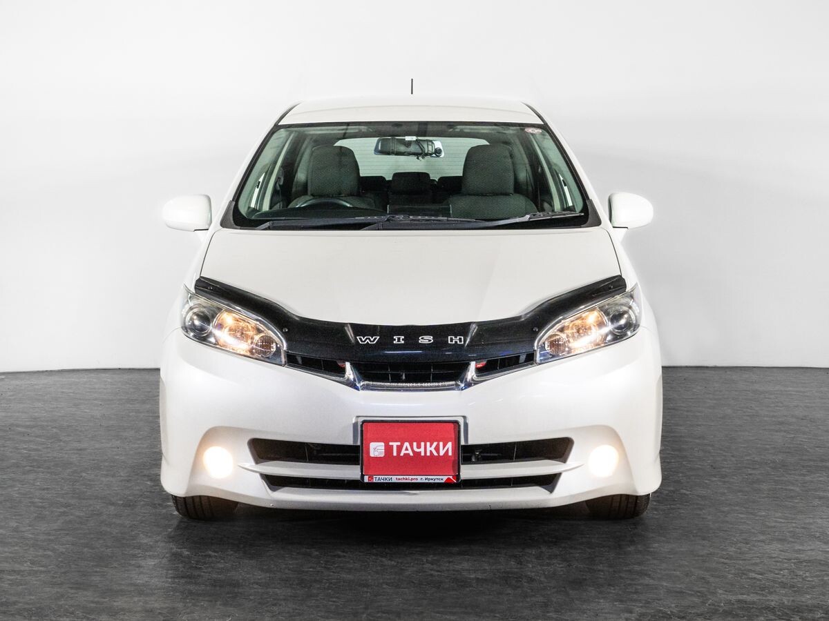 Toyota Wish 2010 - фото автомобиля