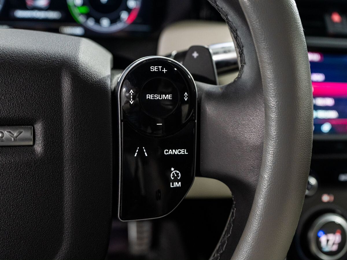 Land Rover Discovery Sport 2021 - фото автомобиля
