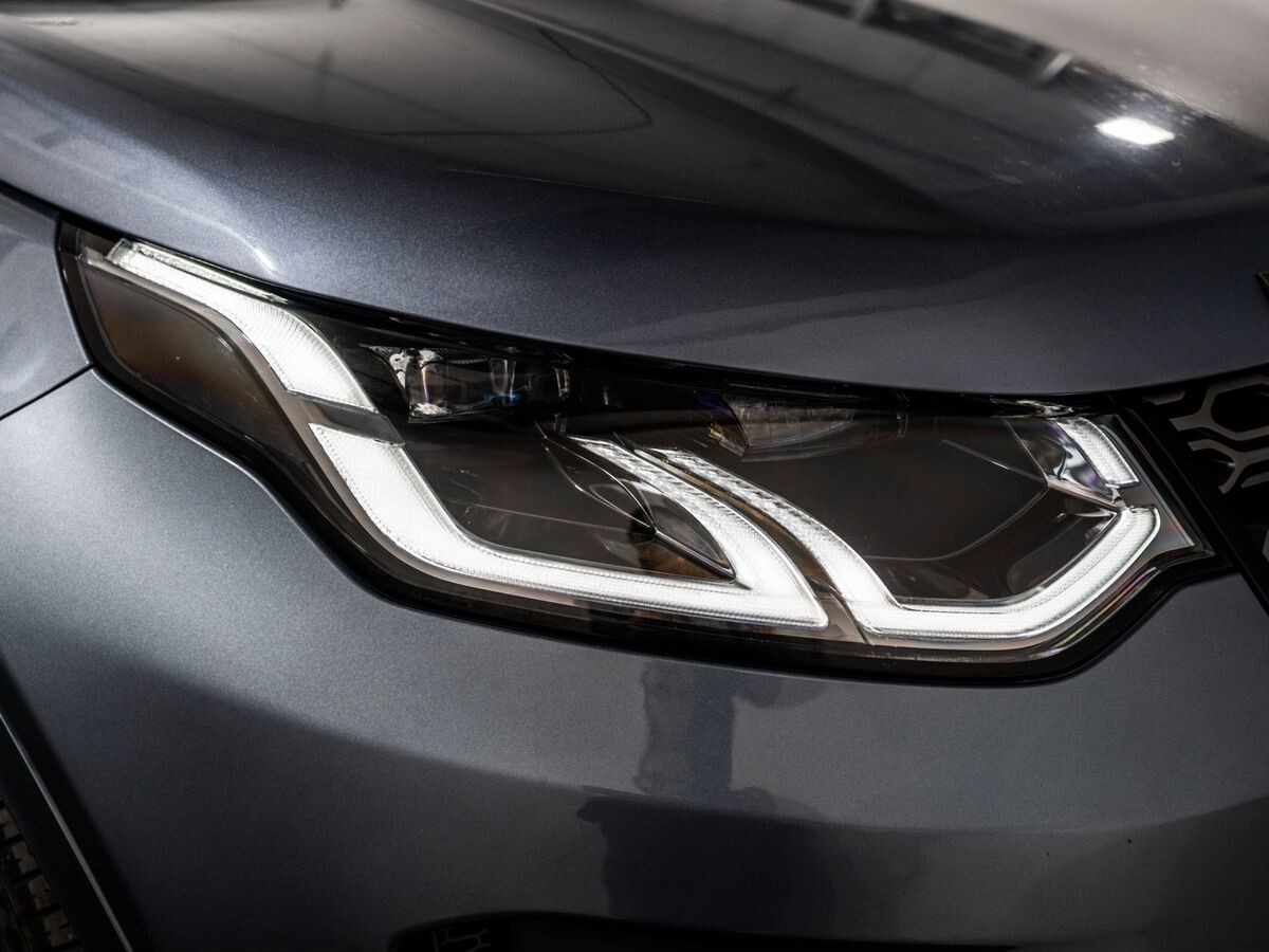 Land Rover Discovery Sport 2021 - фото автомобиля