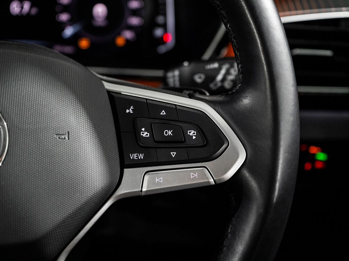 Volkswagen T-Cross 2020 - фото автомобиля