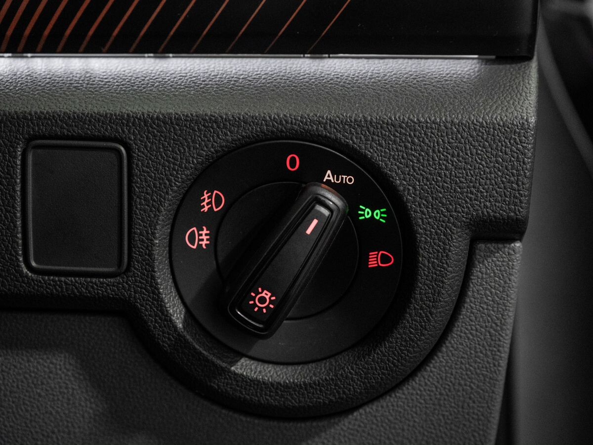 Volkswagen T-Cross 2020 - фото автомобиля