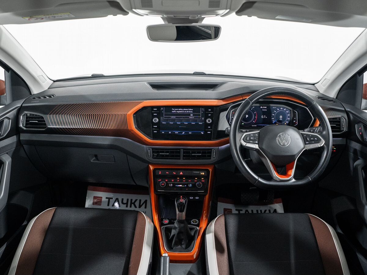 Volkswagen T-Cross 2020 - фото автомобиля