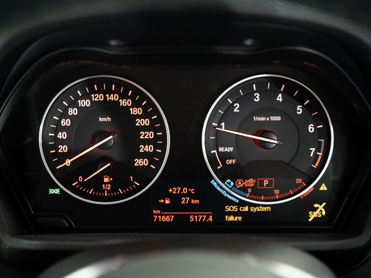 BMW X1 2016 - фото автомобиля